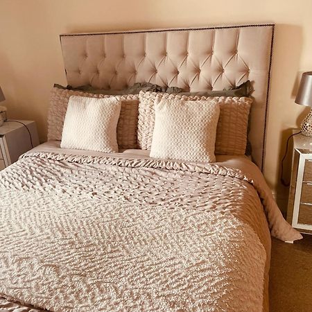 A Room In Central Park Apts Carrick-on-Shannon Ngoại thất bức ảnh